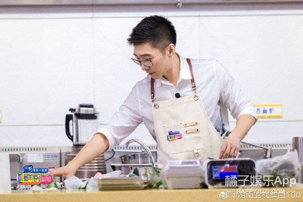 额头|原创陈数老公晒与表妹亲密照，鬼鬼录综艺让杜江亲额头，这行为合适么