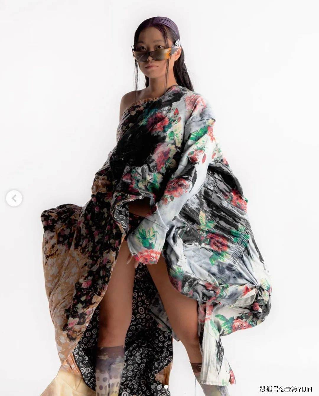 越南|被巴黎世家抄袭？把衣服种上鲜花、冻进冰块里？越南时装的高光时刻