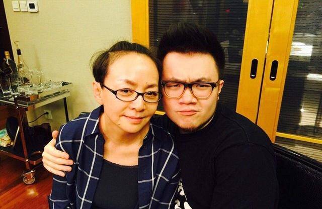继女斩获国际大奖成华人之光!亲儿子却强捧不红