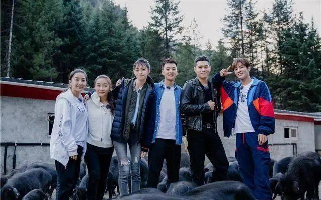 定义|原创贵圈又刷新了“单身”定义：拍到又怎样，打死不承认就行了!