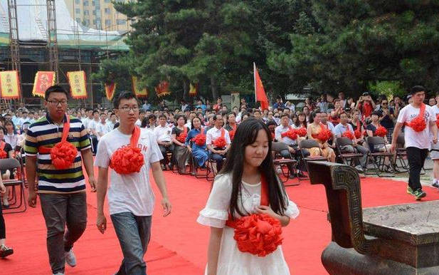 状元|惊人相似!对2018—2020年各省、市高考第一名进行比较后的新发现