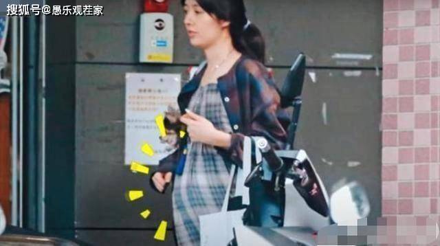 写真照|郭碧婷疑已成功“卸货”，工作室晒其写真照，身材纤细小腹平坦