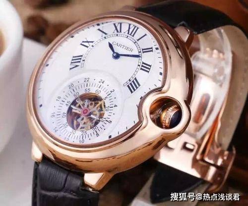 4.6万元卡地亚手表首次佩戴现划痕 专卖店态