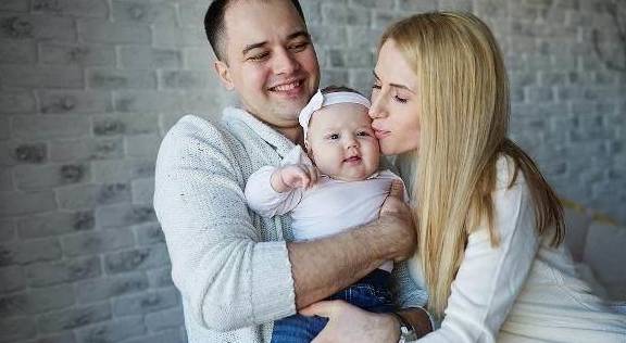 小孩几个月可以坐在婴儿车上 19ef360c2e514102947ca4a3ae3ec56e.jpeg