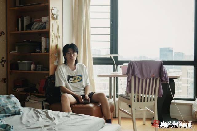 困在出租屋的应届毕业生:三男一女,毕业证、工作没着落