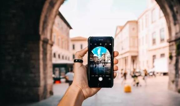 iphone便宜拍照好看 b362c6c3c92c41eca4907663ccfe7d0b.jpeg