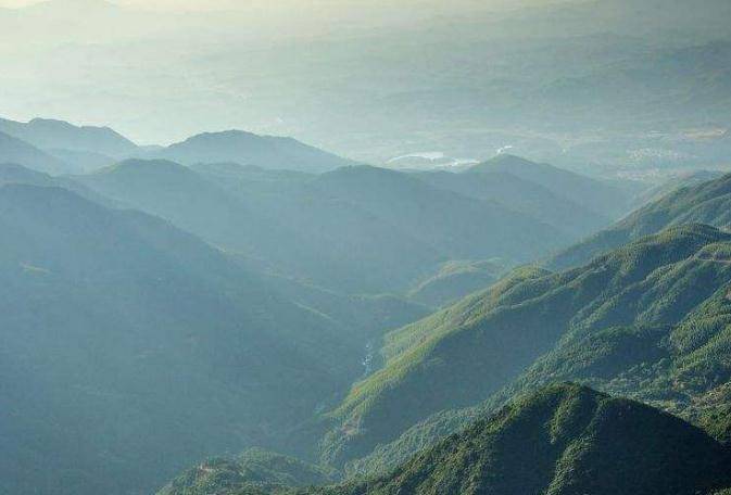 广东gdp最高的县城_广东各市2020年gdp(2)