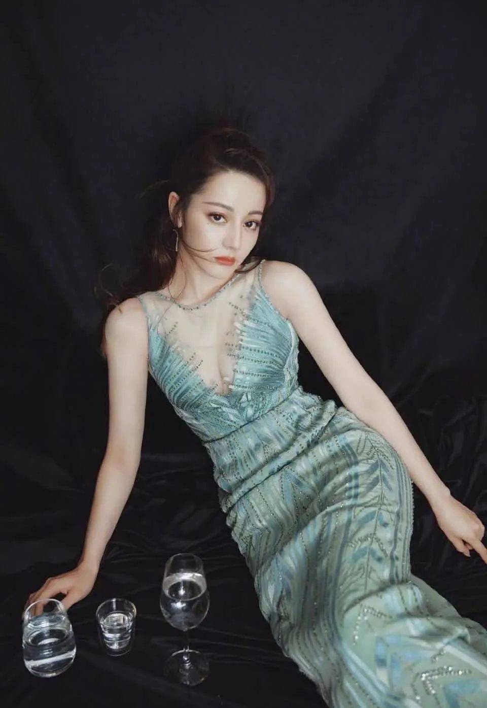 脂肪|鞠婧祎再花70w能do成迪丽热巴的前凸后翘？！