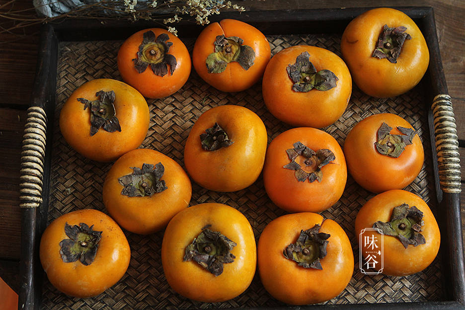 柿子|这水果不能少，10元4斤，这样吃软糯香甜，放半年也不坏秋分后