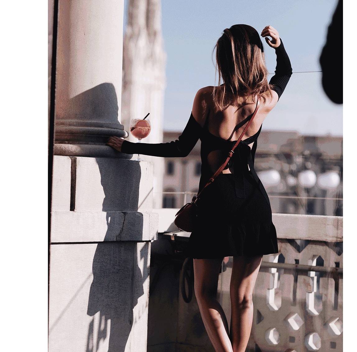 女性|多昂贵的礼服都不如一条小黑裙，比你想的更时髦，闪耀年底派对季