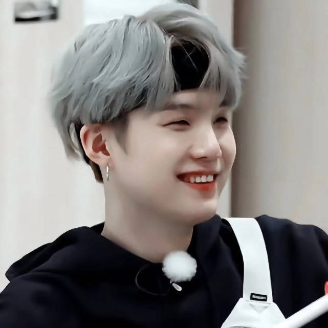 青年|原创防弹再次被总统接见！作为青年代表演讲，七个人都是披荆斩棘少年