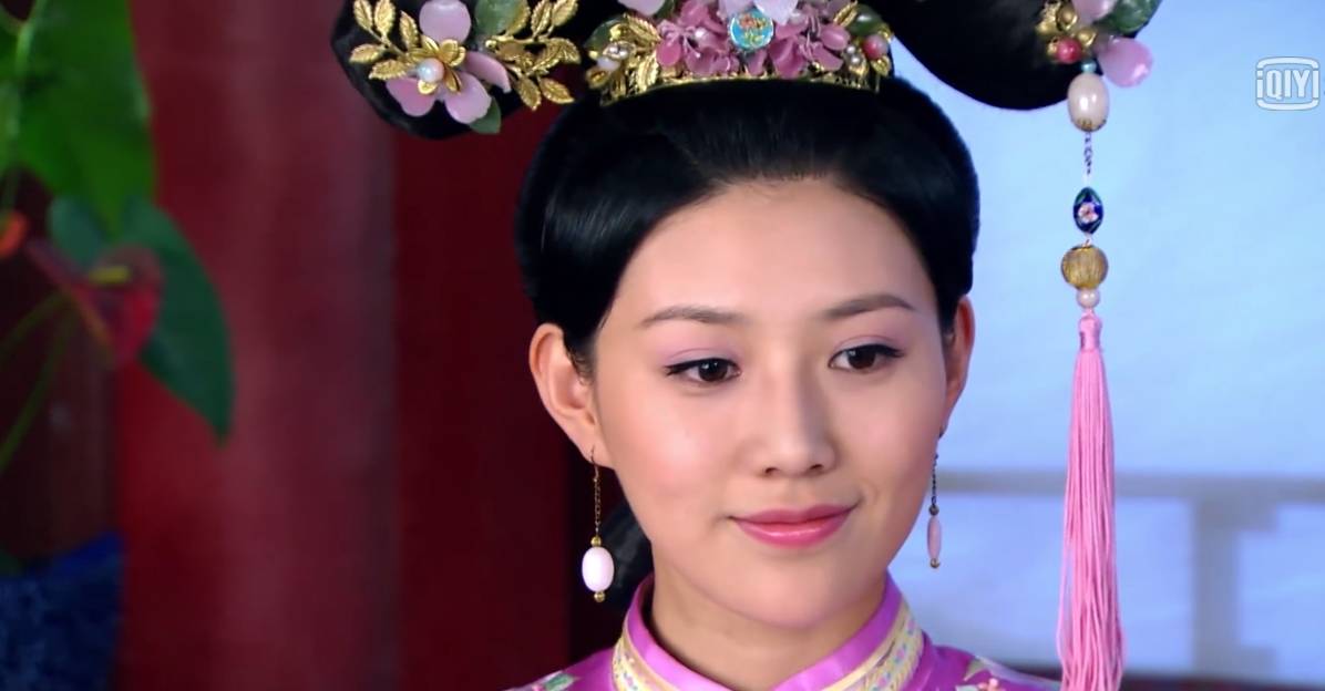 衣服|多情江山里的董小宛有多爱穿粉色？汉服加旗装12件不重样