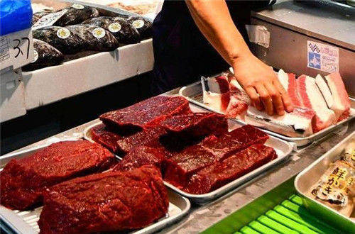 日本为何坚持捕杀鲸鱼?不单是为了吃肉,真正的意图值得世界警惕