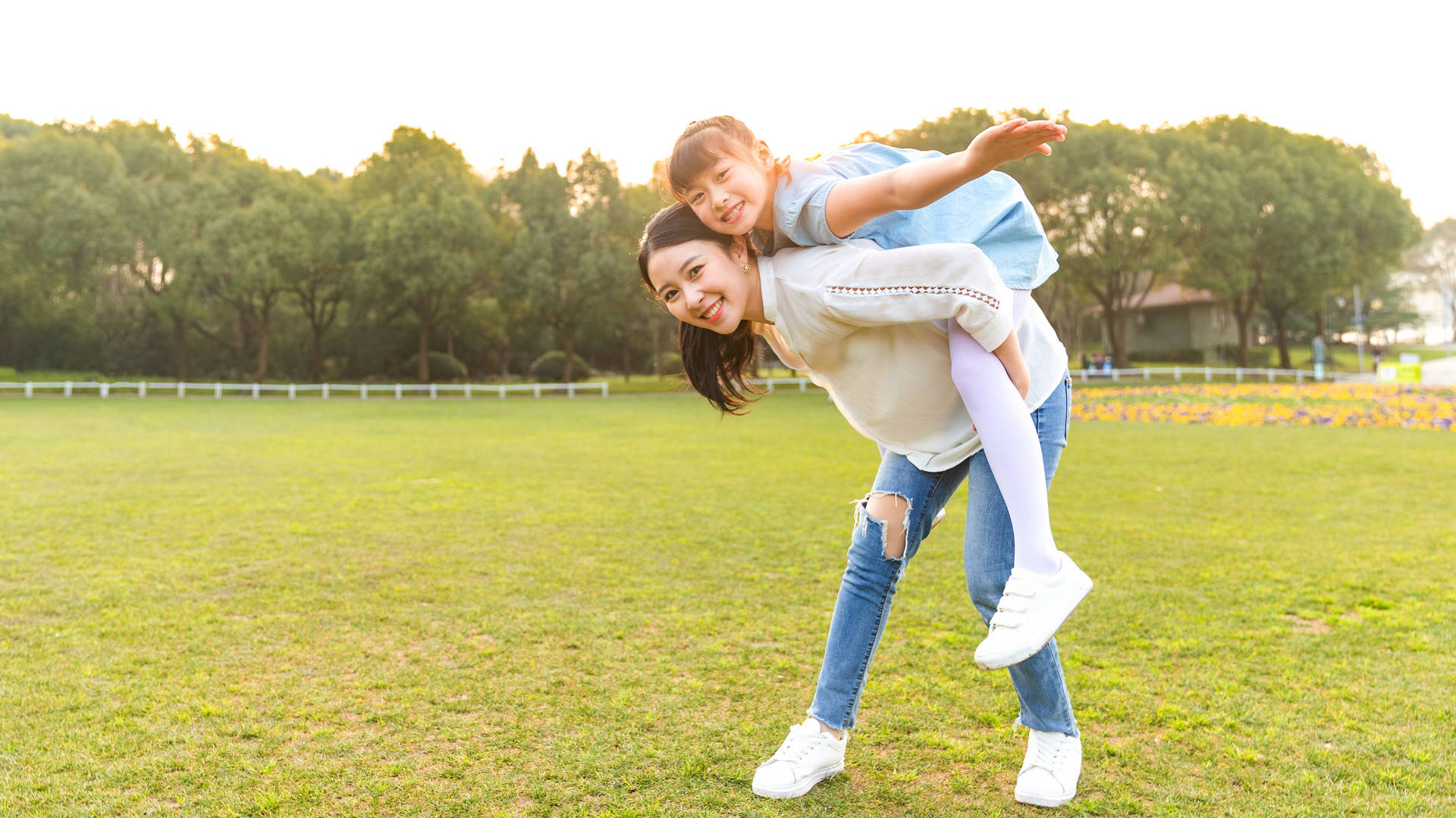 原创女孩第一次来例假前家长记得给女儿讲这几句话温暖孩子的心