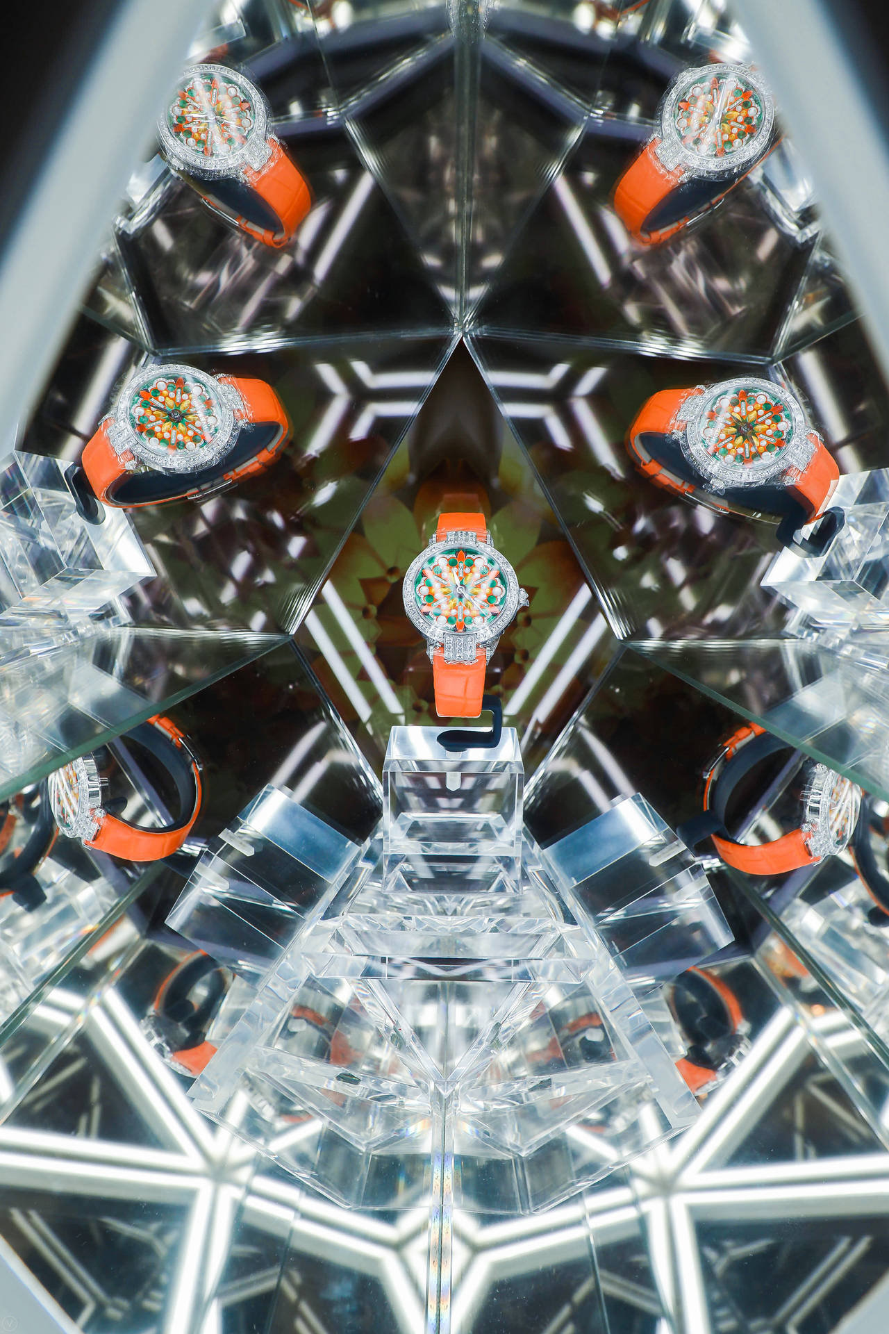 鉴赏|惊艳新品：海瑞温斯顿2020新品腕表鉴赏活动在北京举行