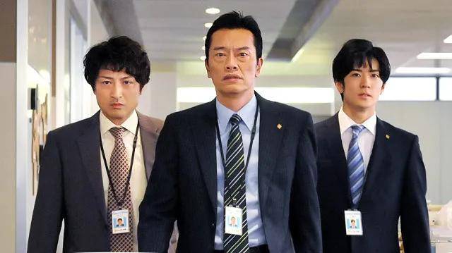 时隔四年,终于盼到他再当男主