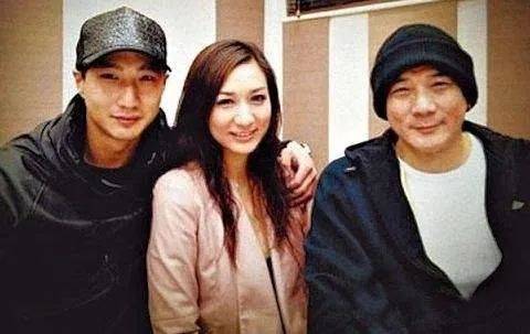 70岁老戏骨情史荒唐，已婚抛弃17岁女星，5个孩子