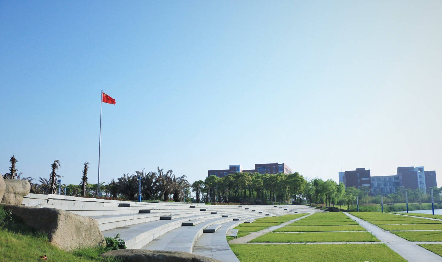 成都职高学校排名_成都中和职高学校图片