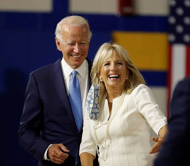 "尼尔就是尼莉亚·拜登(neilia biden)拜登的第一任妻子,她四个月后