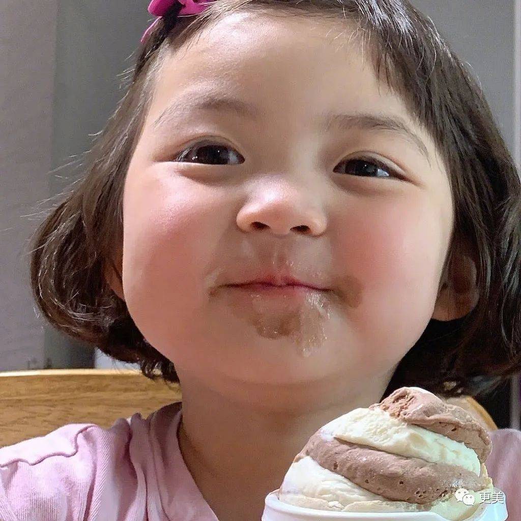 翻版|央视第一甜妹诞生!翻版奶茶,全网舔屏,却早就离婚了?