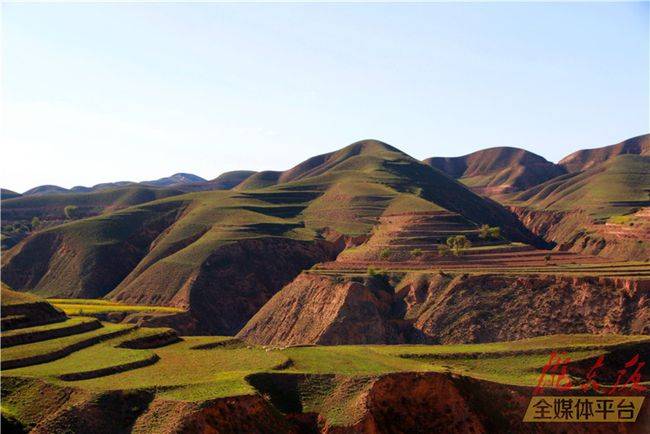 【决胜之路·环县篇·见闻】环县的山——山沟连绵 厚重包容