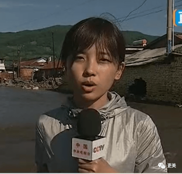 翻版|央视第一甜妹诞生!翻版奶茶,全网舔屏,却早就离婚了?