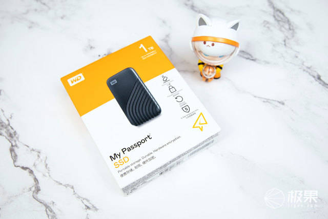 卡顿|让剪辑师操作顺滑效率飙升？盘内建模不卡顿，极速无缝传输高颜值