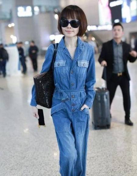 机场|好不容易增重20斤“大头娃娃”鲁豫这次终于有了女人味!