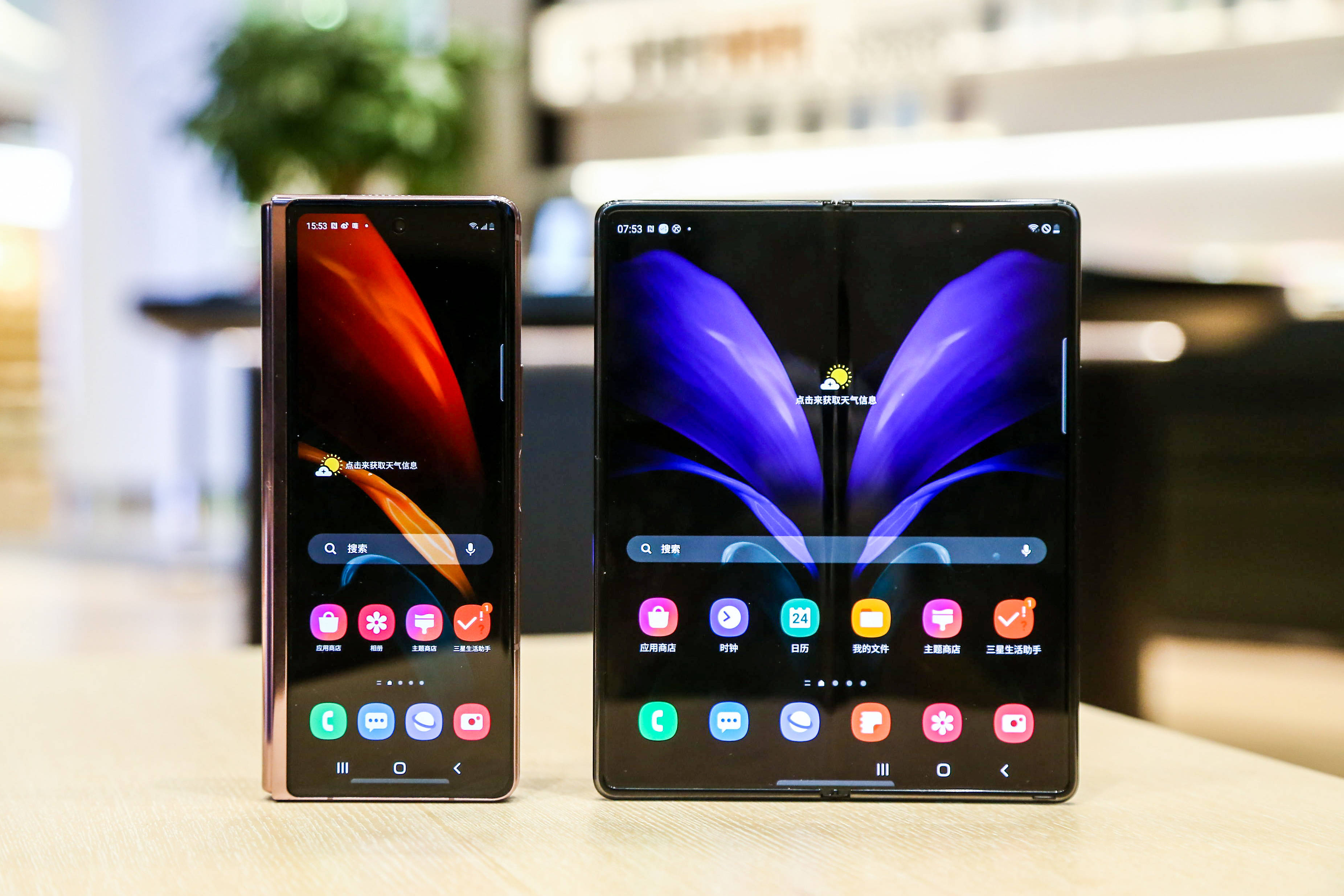 颠覆传统体验三星galaxyzfold25g带你遇见魔都