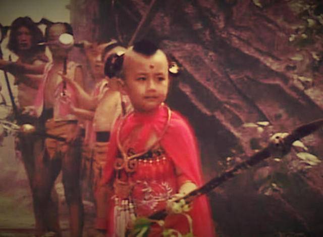 牛魔王|铁扇公主究竟是不是红孩儿的亲生母亲？为何他不请她吃唐僧肉？