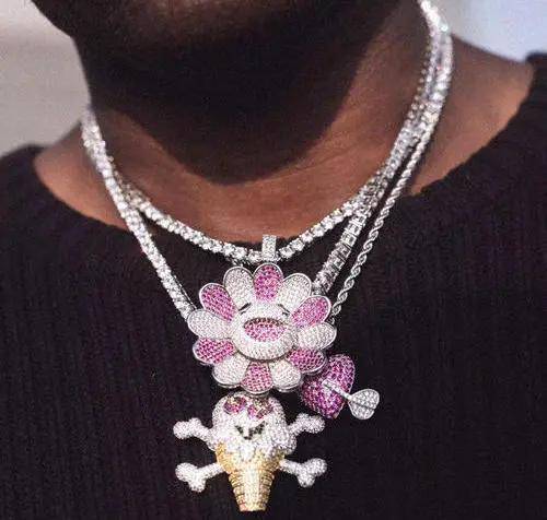 王冠|60万美金的塑料王冠！嘻哈珠宝真的有这么值钱吗？