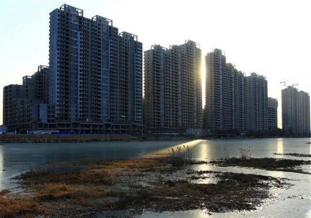 2020邹城市和滕州市g_邹城市贵和购物广场