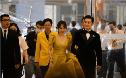 易烊|百花奖闭幕：周冬雨易烊千玺避嫌，佟丽娅发福，杨紫罕见性感