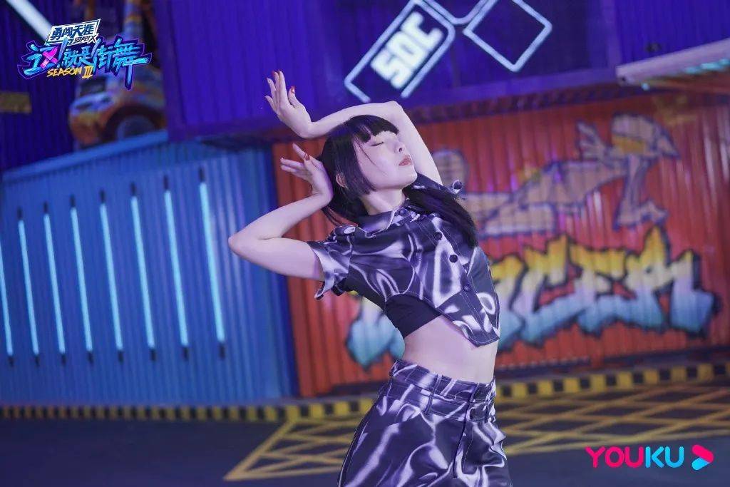 广告|看完BOSS直聘的最新魔性广告,我竟然没骂娘!