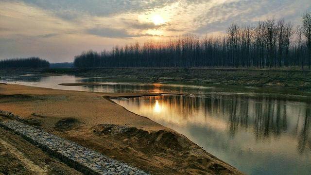 潢川gdp_潢川一中(3)