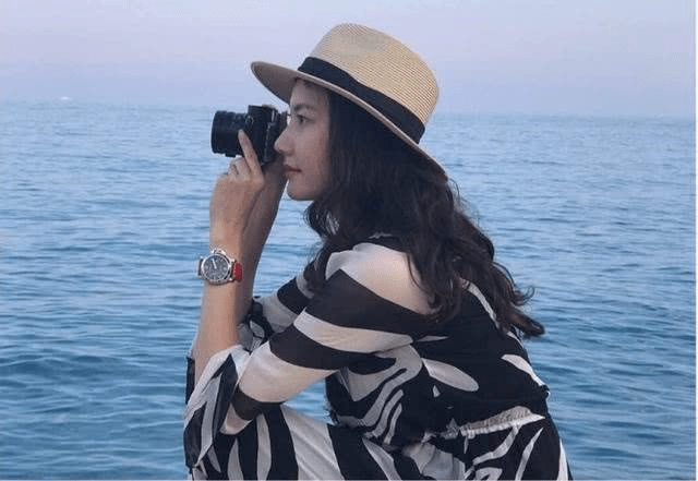 林丹|38岁谢杏芳气质超群，肤白貌美成总裁，网友：羡慕林丹