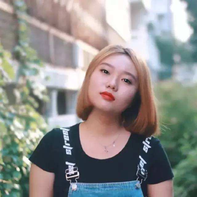 各大网红视频主页 dcfcae2b221344dcb2e5b3e75f16997c.jpeg