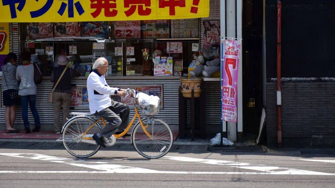 外国人|原创老龄化的日本，终于要向外国人放开移民政策了？