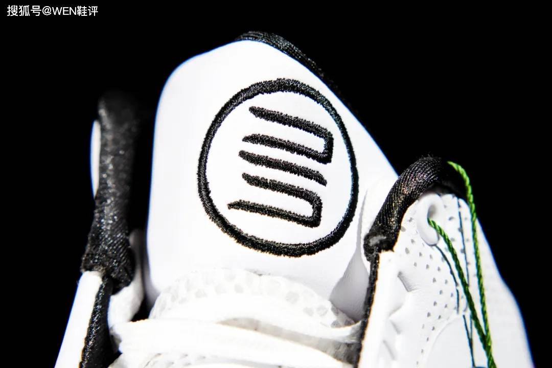 旗舰|当年800块就能买到的旗舰款如今变无价之宝！来看看当年的旗舰球鞋吧