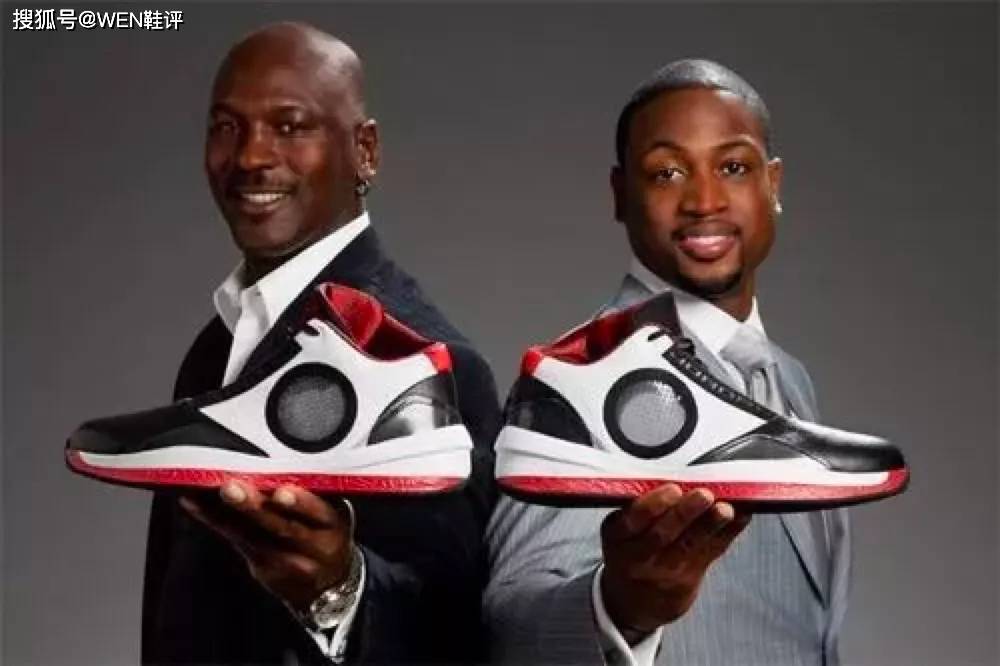 旗舰|当年800块就能买到的旗舰款如今变无价之宝！来看看当年的旗舰球鞋吧