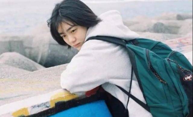 陈小希|韩国版《小美好》片场造型,男女主甜蜜互动,女主没有沈月好看!