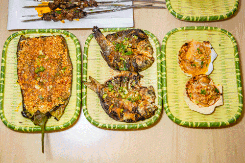 新店|烧烤成主打，还卖起早餐...人均不到30元！22年老牌餐饮开新店啦