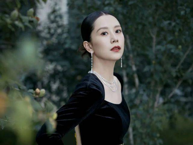 苏明玉|原创飞天奖神仙打架！恭喜秦海璐喜提视后！童瑶海清姚晨虽败犹荣！