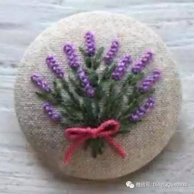 手绣|「刺绣作品」50款时尚的手绣布料纽扣，也许用的到！