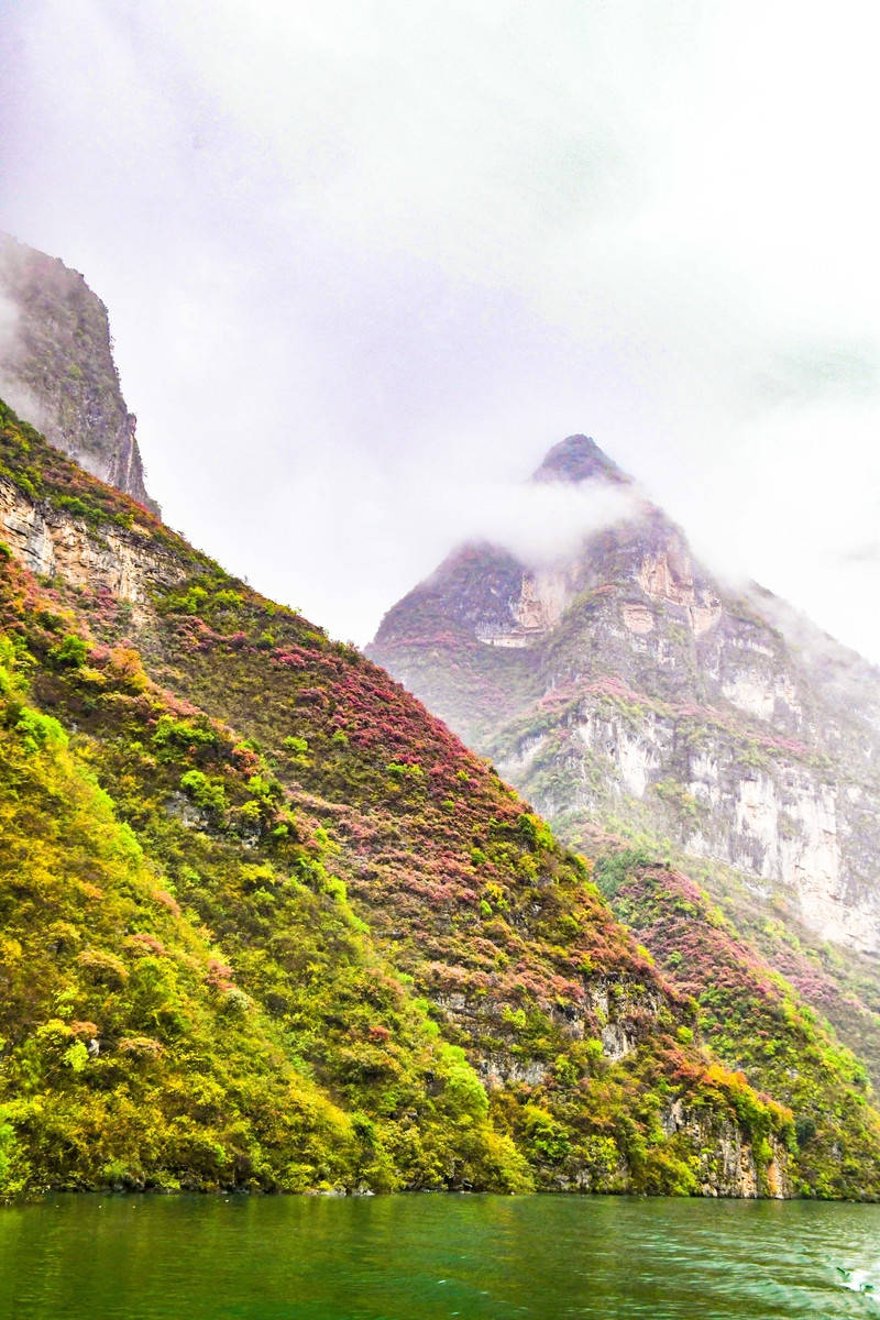 长江两岸风景奇美，但这样秀丽别致的巫山小三峡，你也许没见过！_手机