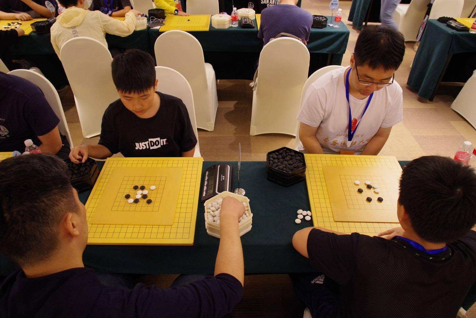 弈客围棋大会渐入佳境 多项副赛精彩纷呈