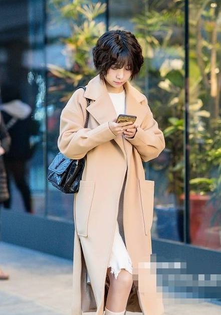 范的|当女人们穿衣很有范的时候，凭借好身材，也会有百分百回头率！