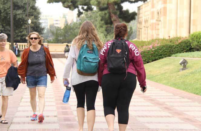 美国大学研究生排名_洋盘!美国大学黑科技:校园试运行无人驾排名排名摆渡车