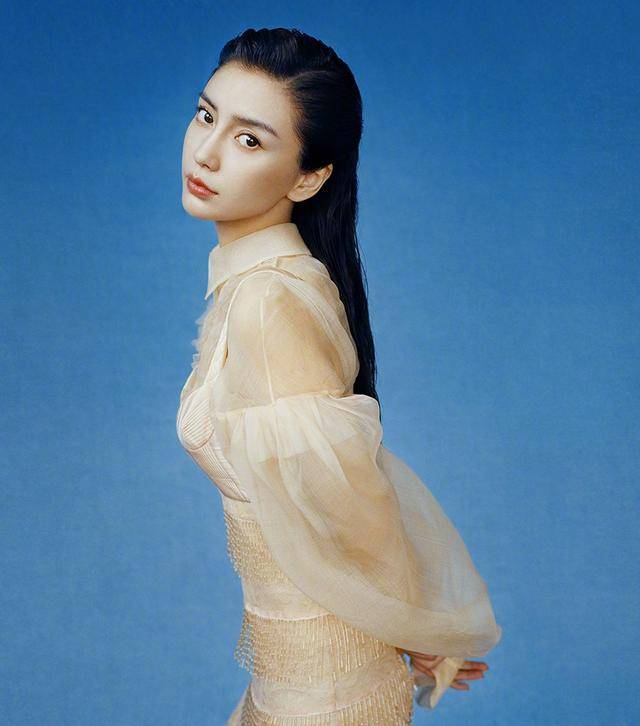 贵妇|baby拼命进的贵妇圈啥来头？学霸千金只能坐边上，C位阔太身份成谜