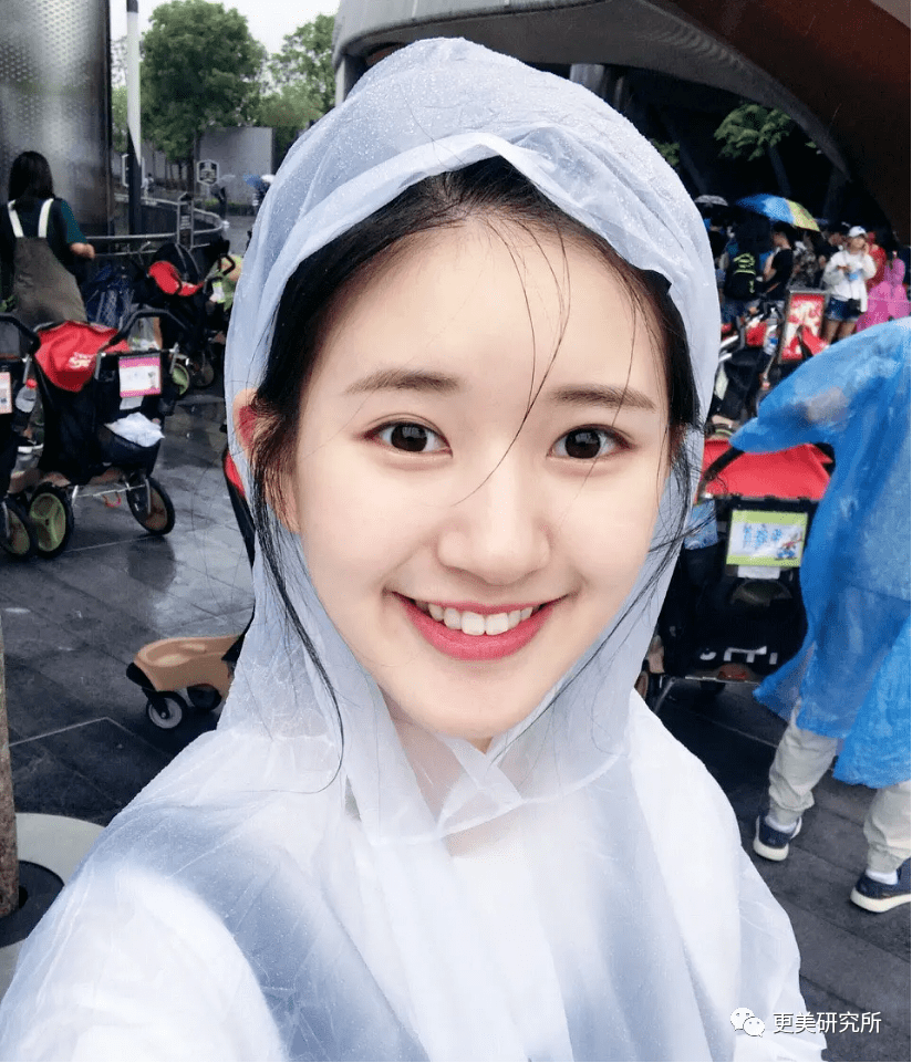 do|贵圈削骨图鉴 | 三代100个女星同时削掉半张脸、杨幂竟还垫底...